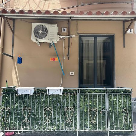 Bonahouse Apartman Catania-Fontanarossai nemzetközi repülőtér Kültér fotó